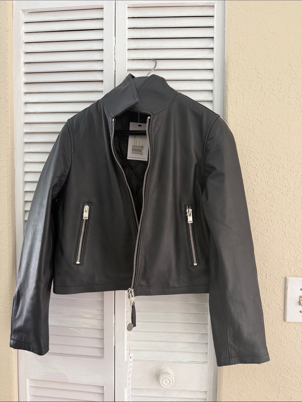 Bolongaro TrevorBlack sheepskin Leather Zip-Front Women's Jacket Size large